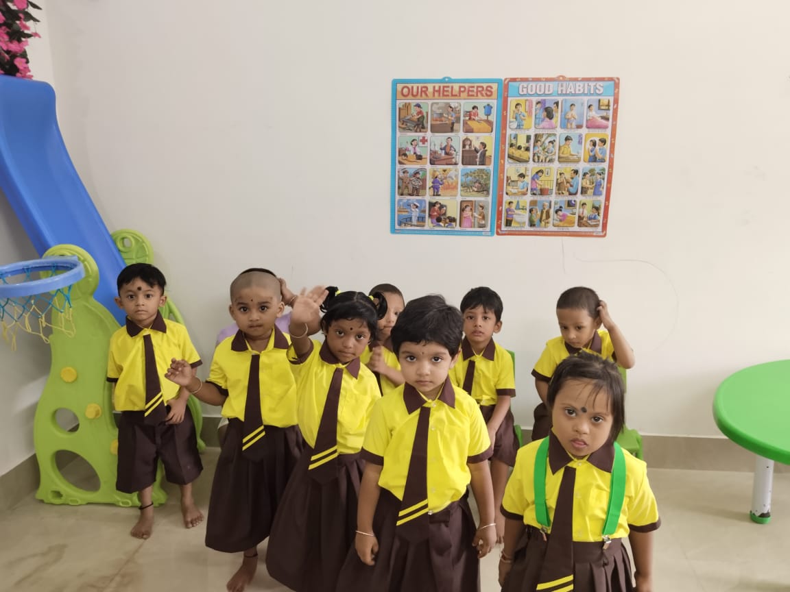 Students at ALINGON™ Academy